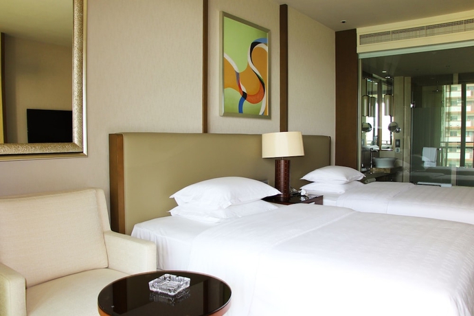 Imagen de la habitación del Hotel Sheraton Bailuhu Resort, Huizhou. Foto 10