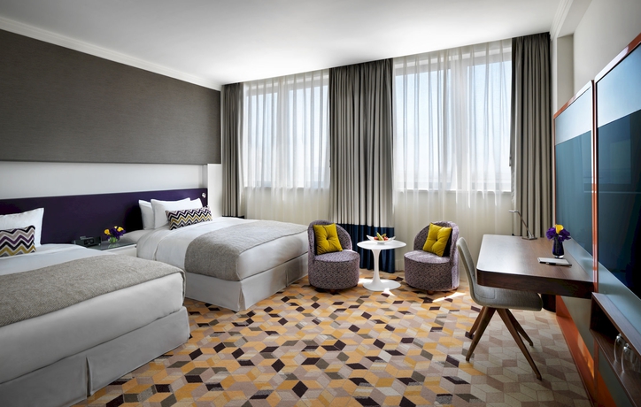 Imagen de la habitación del Hotel Sheraton Baku Intourist. Foto 9