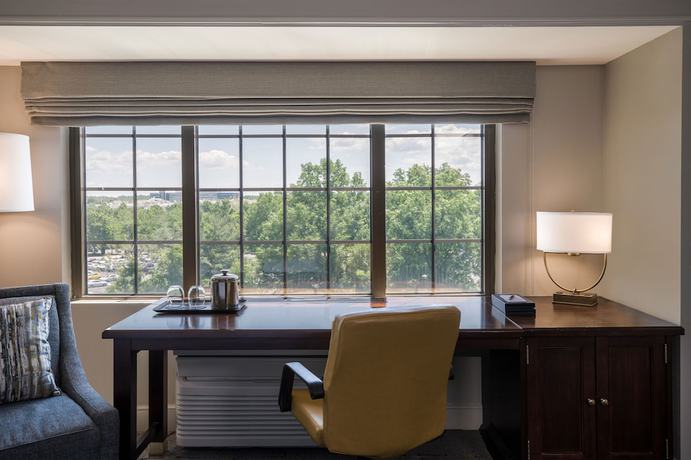 Imagen de la habitación del Hotel Sheraton Baltimore Washington Airport - Bwi. Foto 8