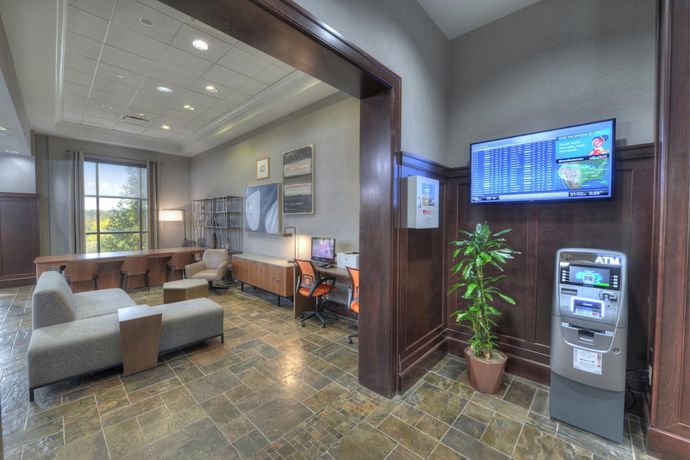 Imagen de los interiores del Hotel Sheraton Baltimore Washington Airport - Bwi. Foto 17