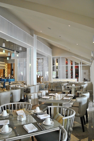 Imagen del bar/restaurante del Hotel Sheraton Bandung and Towers. Foto 5