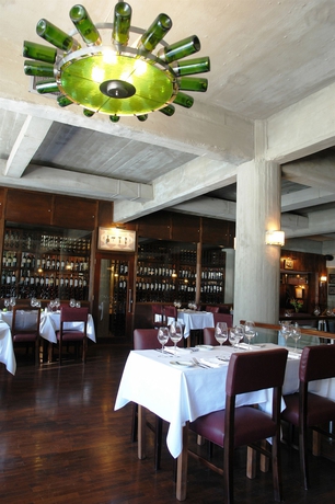 Imagen del bar/restaurante del Hotel Sheraton Bariloche. Foto 5