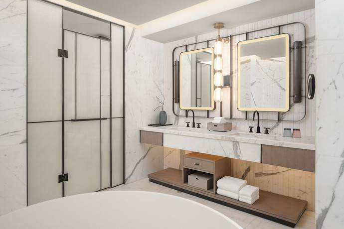 Imagen de la habitación del Hotel Sheraton Beihai Resort. Foto 10