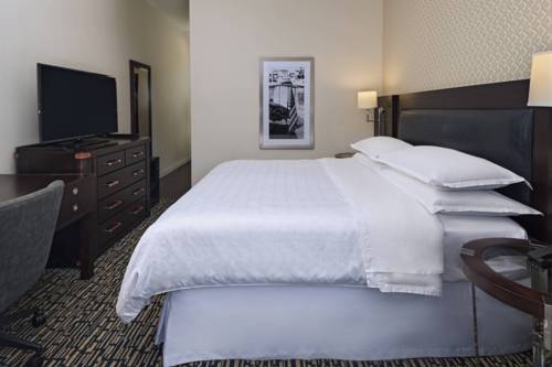 Imagen de la habitación del Hotel Sheraton Bellevue. Foto 2