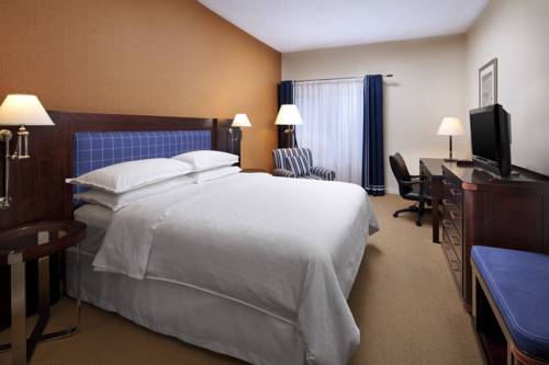 Imagen de la habitación del Hotel Sheraton Bellevue. Foto 3