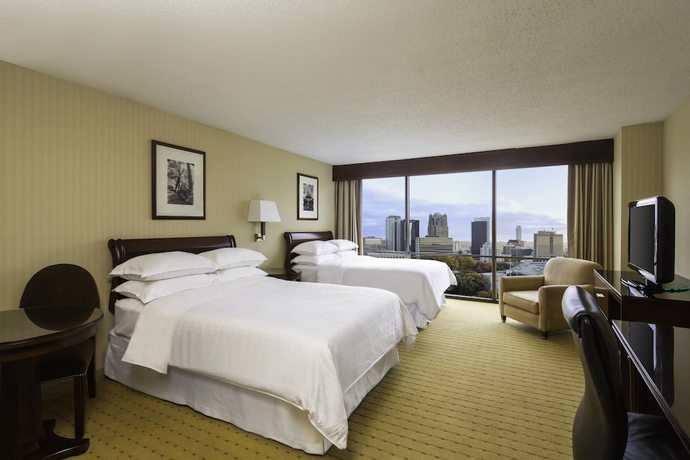 Imagen de la habitación del Hotel Sheraton Birmingham. Foto 9