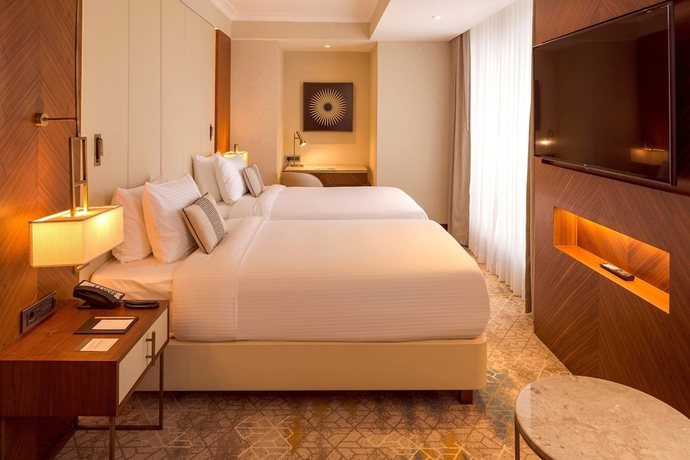 Imagen de la habitación del Hotel Sheraton Bishkek. Foto 2