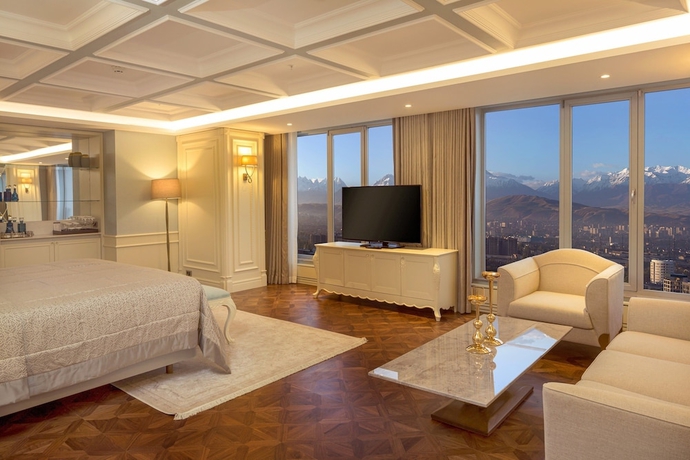 Imagen de la habitación del Hotel Sheraton Bishkek. Foto 9