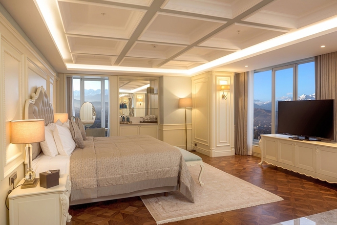 Imagen de la habitación del Hotel Sheraton Bishkek. Foto 11