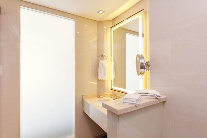 Imagen de la habitación del Hotel Sheraton Bogota. Foto 12