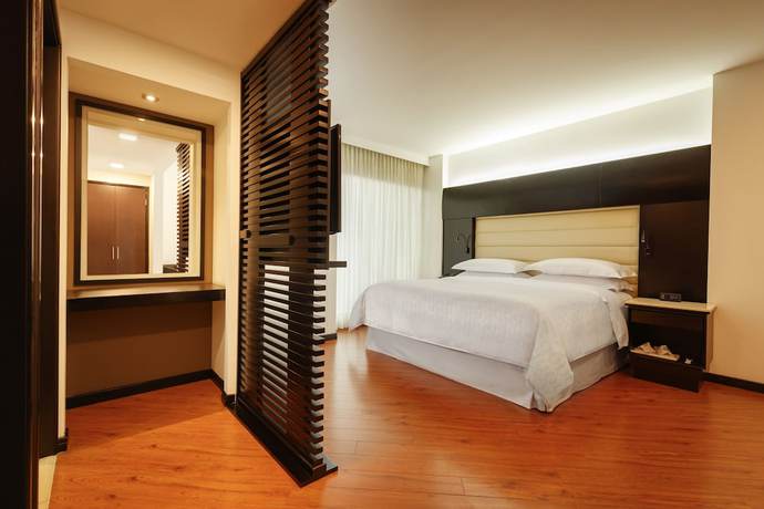 Imagen de la habitación del Hotel Sheraton Bogota. Foto 14