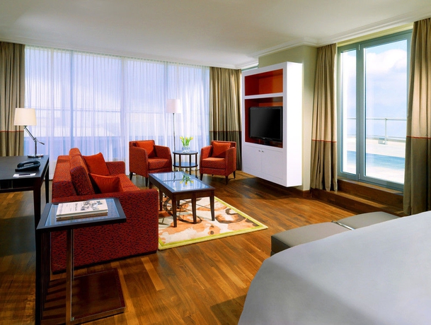 Imagen de la habitación del Hotel Sheraton Bratislava. Foto 8