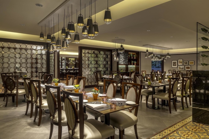 Imagen del bar/restaurante del Hotel Sheraton Buenos Aires and Convention Center. Foto 4