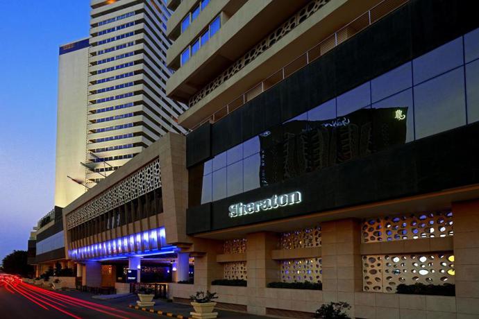 Imagen de los exteriores del Hotel Sheraton Cairo and Casino. Foto 16