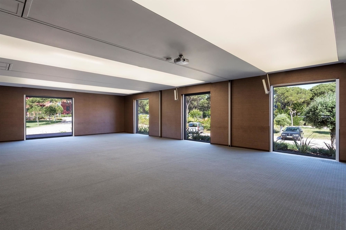Imagen de los interiores del Hotel Sheraton Cascais Resort - and Residences. Foto 12