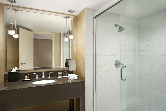 Imagen de la habitación del Hotel Sheraton Cavalier Calgary. Foto 7