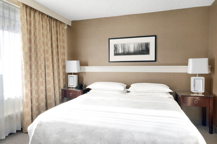 Imagen de la habitación del Hotel Sheraton Cavalier Saskatoon. Foto 5