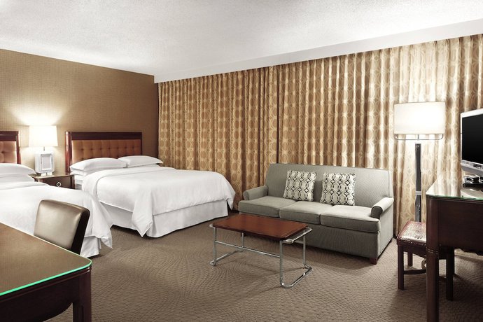 Imagen de la habitación del Hotel Sheraton Cavalier Saskatoon. Foto 8