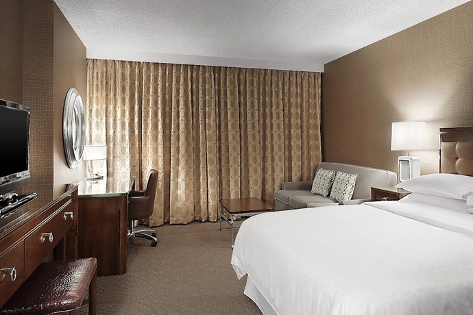 Imagen de la habitación del Hotel Sheraton Cavalier Saskatoon. Foto 11