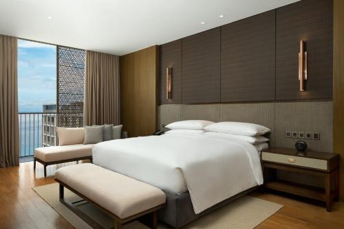 Imagen de la habitación del Hotel Sheraton Cebu Mactan Resort. Foto 14