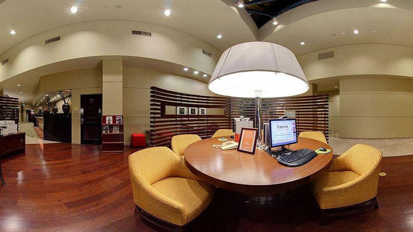 Imagen de los interiores del Hotel Sheraton Cerritos. Foto 15