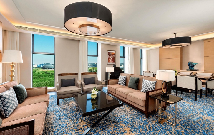 Imagen de la habitación del Hotel Sheraton Changchun Jingyuetan. Foto 5