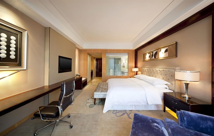 Imagen de la habitación del Hotel Sheraton Changzhou Xinbei. Foto 12
