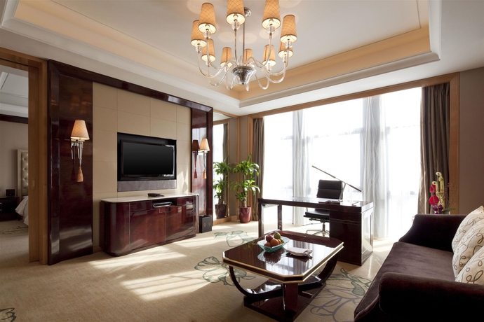 Imagen de la habitación del Hotel Sheraton Changzhou Xinbei. Foto 14