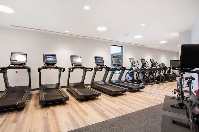 Imagen de los interiores del Hotel Sheraton Chapel Hill. Foto 19