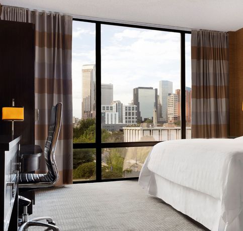 Imagen de la habitación del Hotel Sheraton Charlotte Hotel. Foto 14