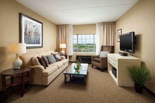 Imagen de la habitación del Hotel Sheraton Chicago Northbrook. Foto 7