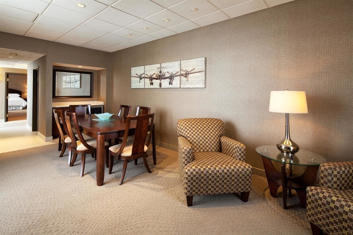 Imagen de la habitación del Hotel Sheraton Clev. Airport Hotel. Foto 4