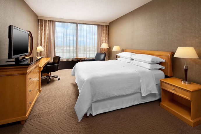 Imagen de la habitación del Hotel Sheraton Clev. Airport Hotel. Foto 6