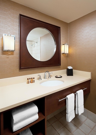 Imagen de la habitación del Hotel Sheraton Clev. Airport Hotel. Foto 7