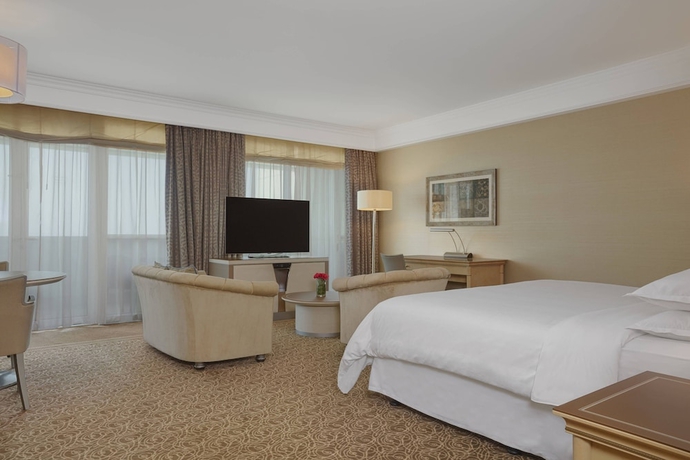 Imagen de la habitación del Hotel Sheraton Club Des Pins Resort. Foto 14