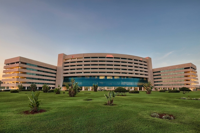 Imagen general del Hotel Sheraton Club Des Pins Resort. Foto 2