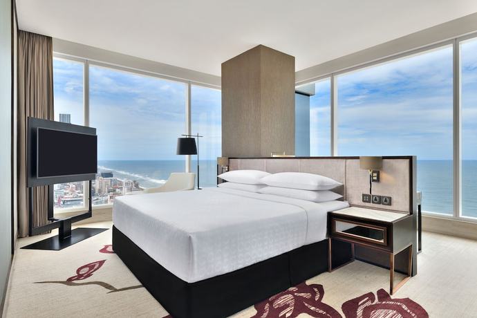 Imagen de la habitación del Hotel Sheraton Colombo. Foto 8