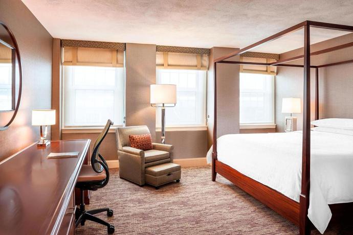 Imagen de la habitación del Hotel Sheraton Commander. Foto 8