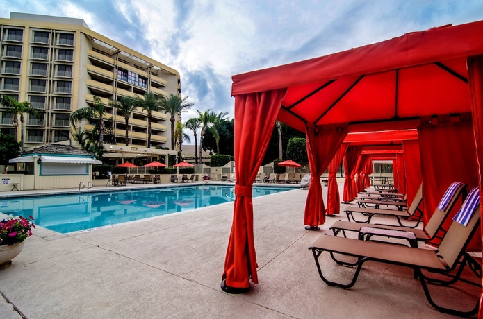 Imagen general del Hotel Sheraton Crescent. Foto 1