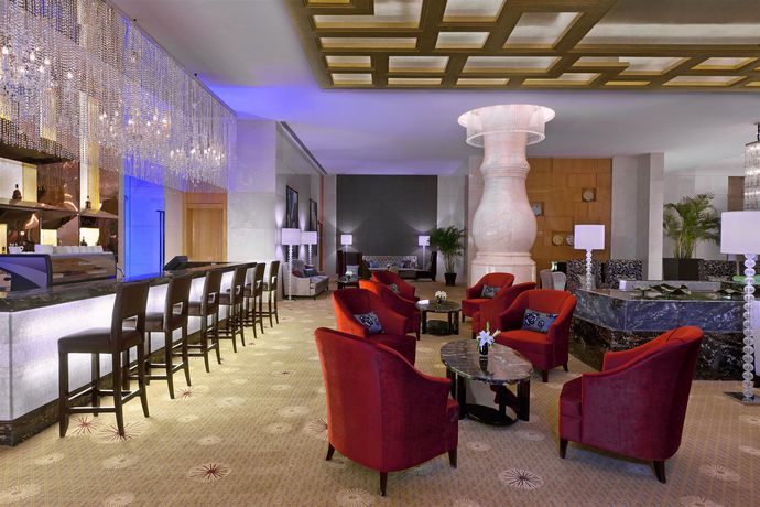 Imagen del bar/restaurante del Hotel Sheraton Daqing. Foto 11