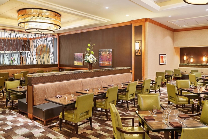 Imagen del bar/restaurante del Hotel Sheraton Denver Downtown. Foto 4