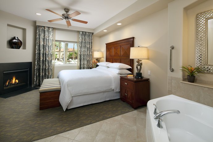 Imagen de la habitación del Hotel Sheraton Desert Oasis Villas, Scottsdale. Foto 11