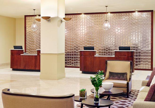 Imagen de los interiores del Hotel Sheraton Detroit Novi. Foto 16