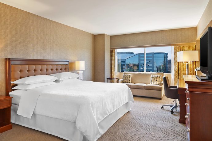 Imagen de la habitación del Hotel Sheraton Detroit Novi. Foto 10