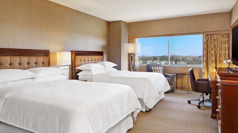 Imagen de la habitación del Hotel Sheraton Detroit Novi. Foto 14