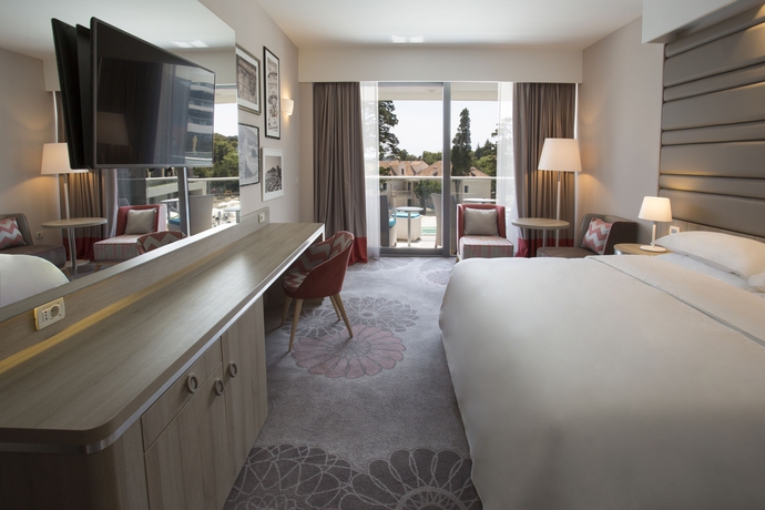 Imagen de la habitación del Hotel Sheraton Dubrovnik Riviera. Foto 5