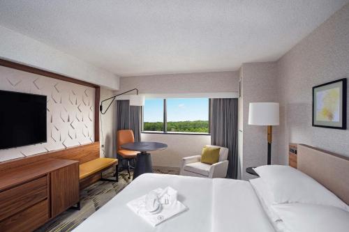 Imagen de la habitación del Hotel Sheraton Edison. Foto 20