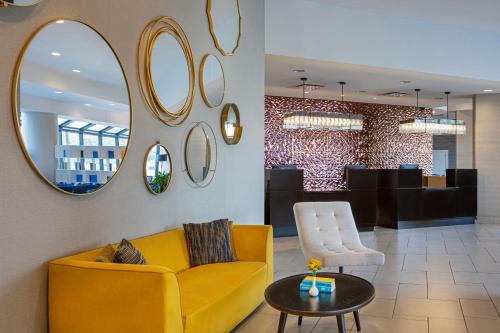 Imagen general del Hotel Sheraton Edison. Foto 2