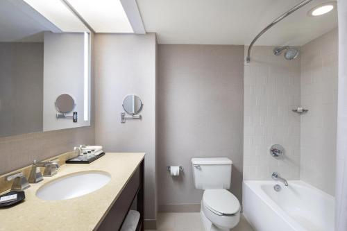 Imagen general del Hotel Sheraton Edison. Foto 4