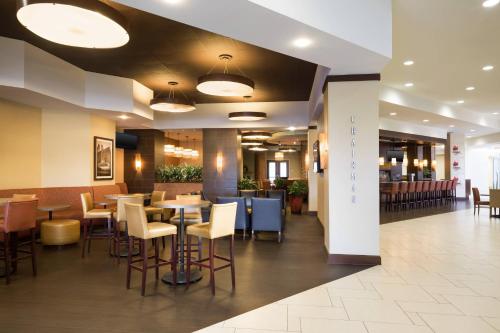 Imagen general del Hotel Sheraton Edison. Foto 7